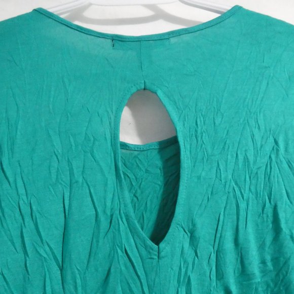 U2B | medium | Long Sleeve Shirt With Keyhole Back and Faux Undershirt Back - Picture 12 of 16